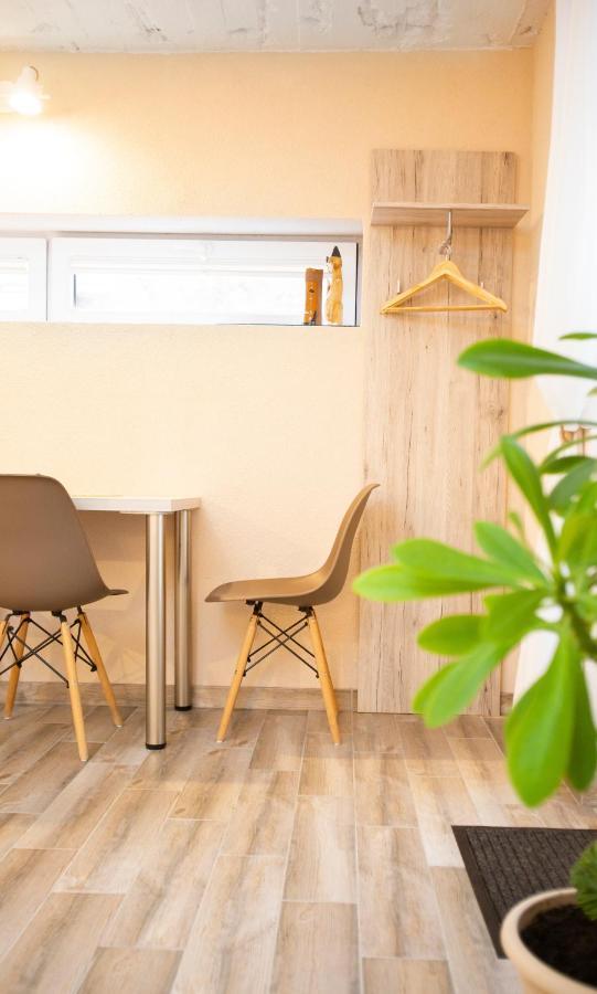Apartment In Garage With Free Parking Kaunas Exterior photo
